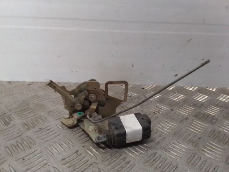 Recambio de cerradura puerta delantera derecha para renault 9 tse referencia OEM IAM 7701027624  