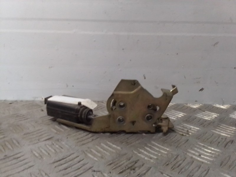 Recambio de cerradura puerta trasera izquierda para renault 9 tse referencia OEM IAM 7701027625  