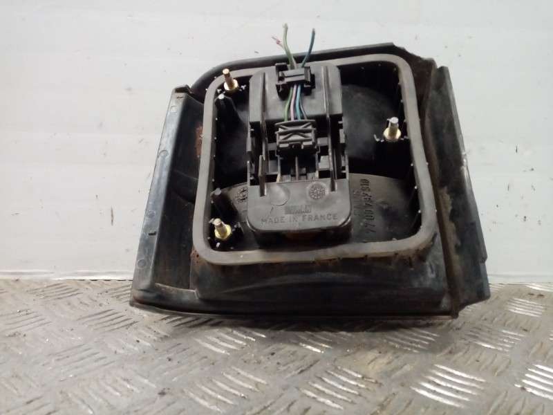 Recambio de piloto trasero derecho para renault 21 berlina (b/l48) 2.1 diesel referencia OEM IAM   