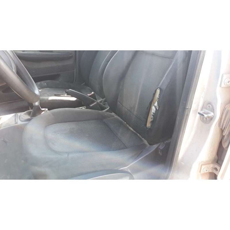 skoda fabia (6y2/6y3) del año 2000