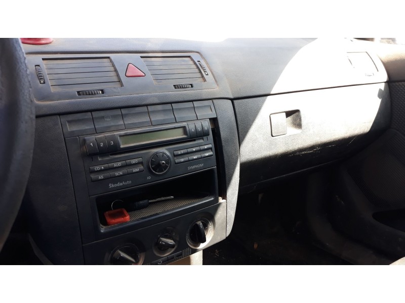 skoda fabia (6y2/6y3) del año 2000