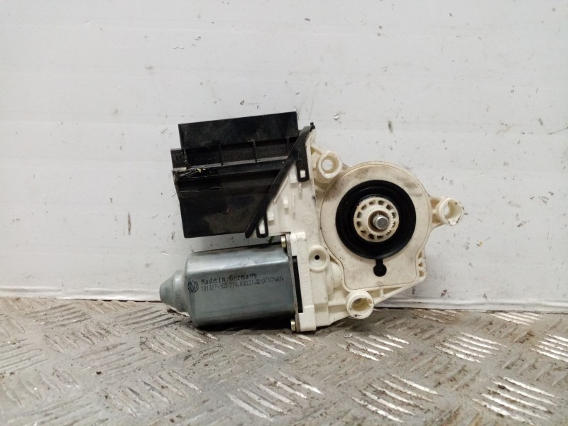 Recambio de motor elevalunas trasero izquierdo para seat ibiza (6l1) 1.9 sdi referencia OEM IAM   