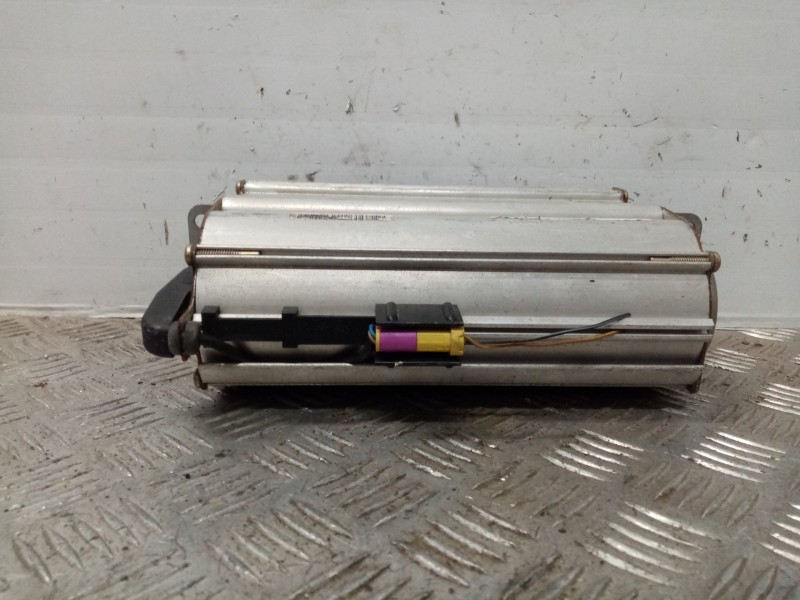 Recambio de airbag delantero derecho para volkswagen golf iv berlina (1j1) referencia OEM IAM   