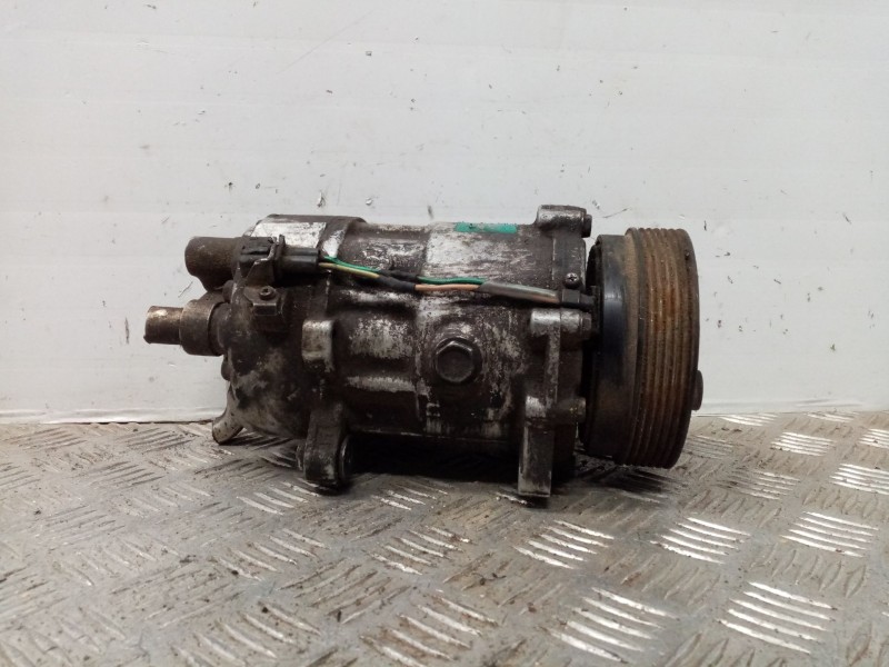 Recambio de compresor aire acondicionado para volkswagen golf iv berlina (1j1) referencia OEM IAM 1J0820803  