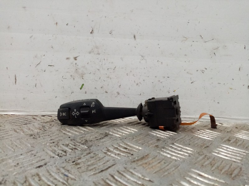 Recambio de mando intermitentes para bmw serie 3 berlina (e90) 320d referencia OEM IAM   