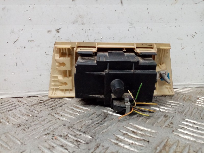 Recambio de mando luces para bmw serie 3 berlina (e90) 320d referencia OEM IAM 61316932794  