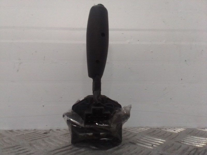 Recambio de mando limpia para nissan cabstar e bd30 referencia OEM IAM 9114G  