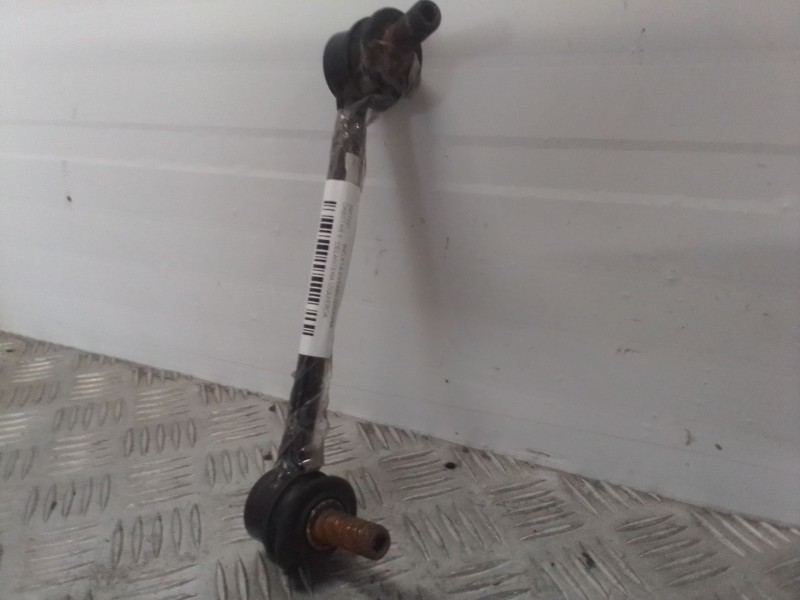 Recambio de bieleta estabilizadora delantera izquierda para nissan cabstar e bd30 referencia OEM IAM   