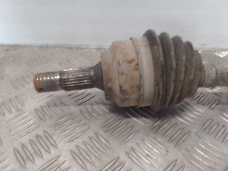 Recambio de transmision delantera izquierda para peugeot 207 xs pack referencia OEM IAM 3272KZ  