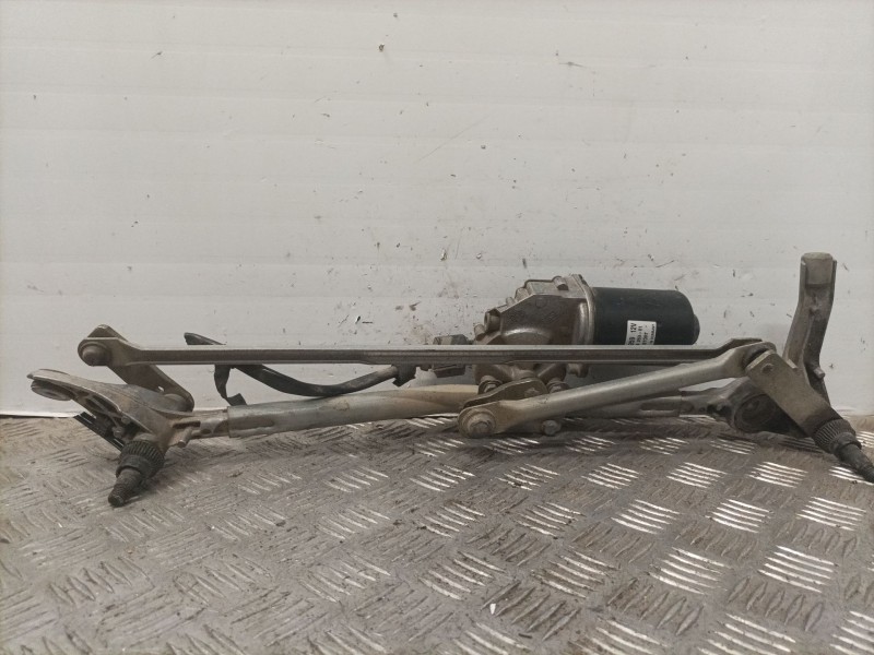 Recambio de motor limpia delantero para bmw serie 3 berlina (e90) 320d referencia OEM IAM 697826301  