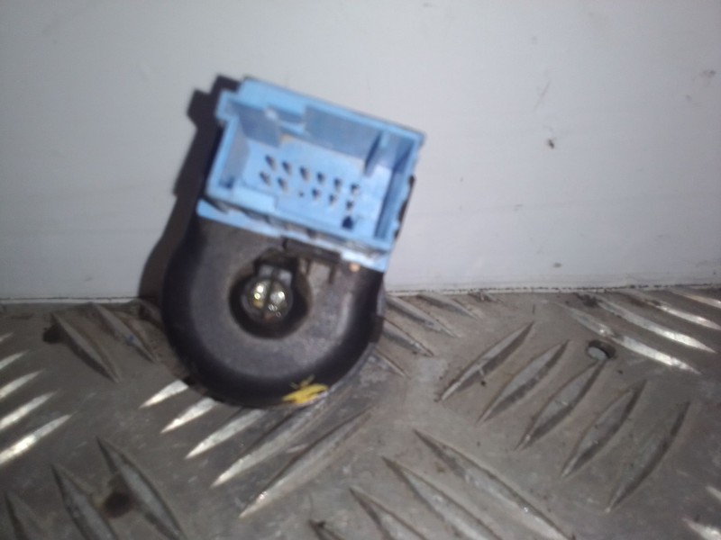 Recambio de valvula aire adicional para kia sorento 2.5 crdi cat referencia OEM IAM 72190315  