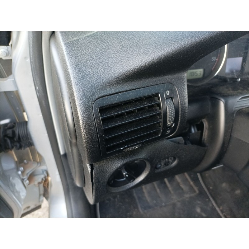 Recambio de aireador calefaccion para volkswagen passat berlina (3b3) referencia OEM IAM   