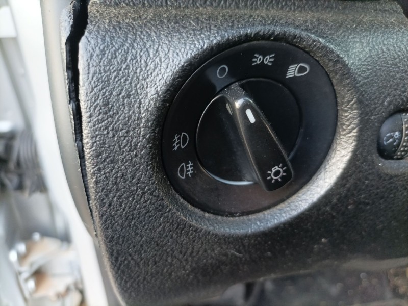 Recambio de mando luces para volkswagen passat berlina (3b3) referencia OEM IAM   