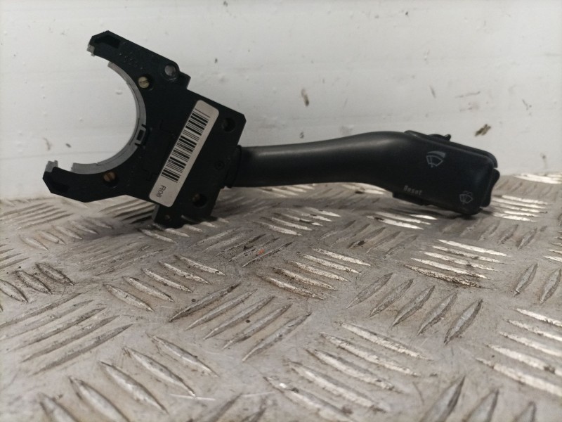 Recambio de mando limpia para volkswagen passat berlina (3b3) referencia OEM IAM 4B0953503G  