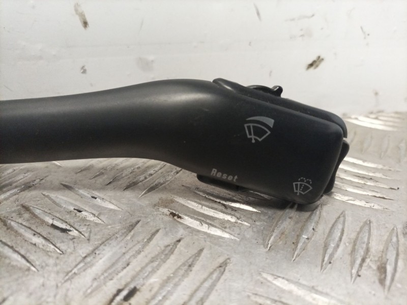 Recambio de mando limpia para volkswagen passat berlina (3b3) referencia OEM IAM 4B0953503G  