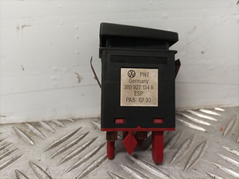 Recambio de interruptor para volkswagen passat berlina (3b3) referencia OEM IAM   