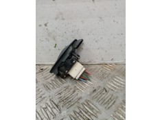 Recambio de mando elevalunas trasero derecho para mazda premacy (cp) 2.0 turbodiesel cat referencia OEM IAM    2