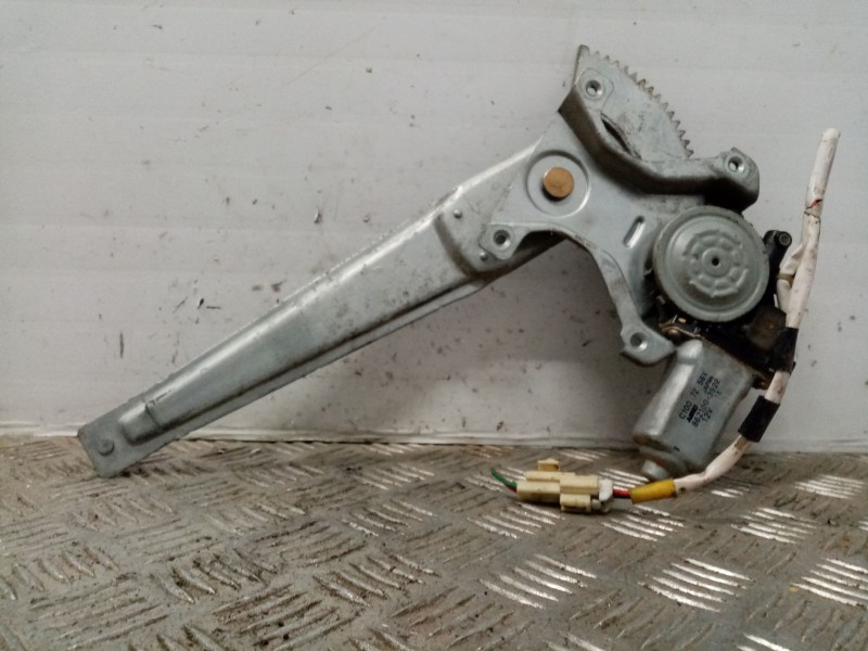 Recambio de elevalunas trasero derecho para mazda premacy (cp) 2.0 turbodiesel cat referencia OEM IAM   