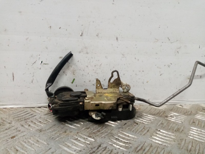 Recambio de cerradura puerta delantera izquierda para mazda premacy (cp) 2.0 turbodiesel cat referencia OEM IAM   