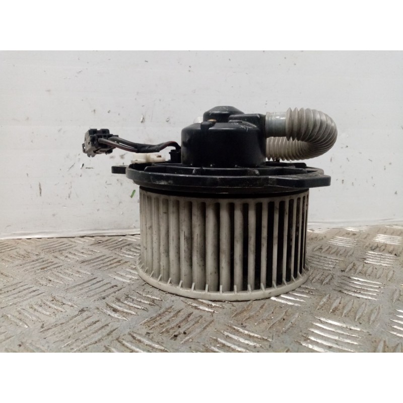 Recambio de ventilador calefaccion para mazda premacy (cp) 2.0 turbodiesel cat referencia OEM IAM 894000003  
