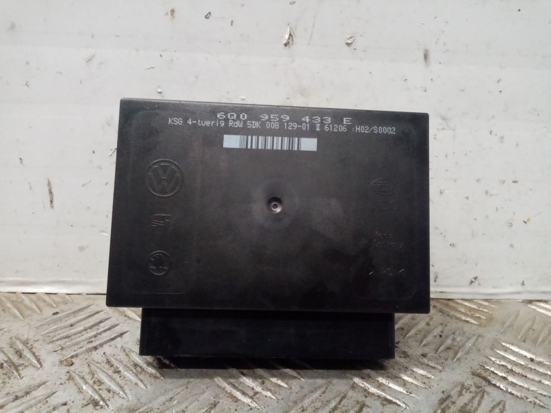 Recambio de centralita cierre para seat ibiza (6l1) 1.9 tdi referencia OEM IAM 6Q0959433E  