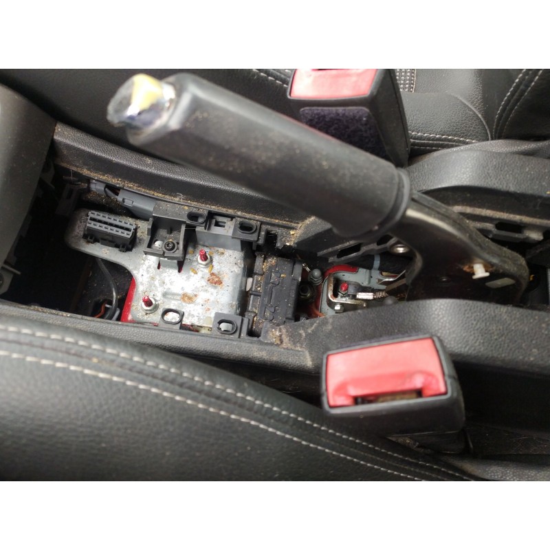 Recambio de pretensor airbag izquierdo para opel astra h gtc (a04) 1.9 cdti (l08) referencia OEM IAM 0  