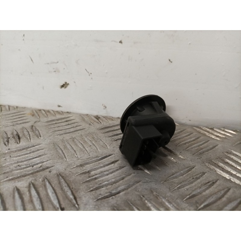 Recambio de mando retrovisor para renault megane ii coupe/cabrio referencia OEM IAM    Recambio de mando retrovisor para renault megane ii coupe/cabrio referencia OEM IAM