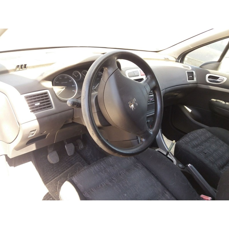 peugeot  del año  peugeot  del año