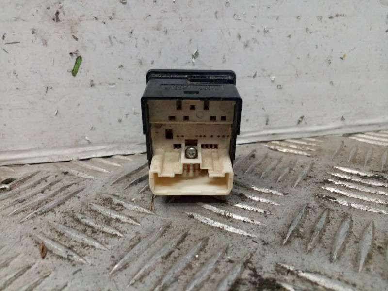 Recambio de mando retrovisor para toyota rav 4 (a2) referencia OEM IAM 769746A 183574 