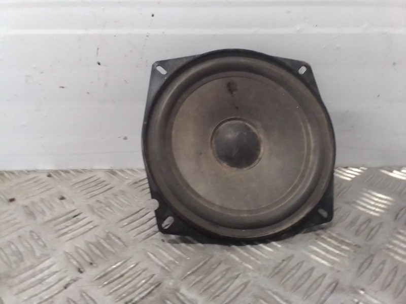 Recambio de altavoz para audi a4 avant (8e) referencia OEM IAM 4910140289  