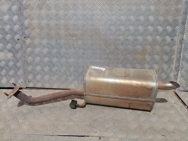 Recambio de silenciador trasero para nissan micra (k12e) referencia OEM IAM 20100AY100  