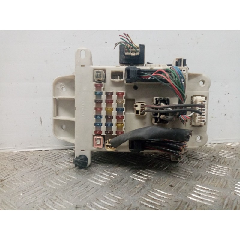 Recambio de caja reles / fusibles para toyota rav 4 (a2) referencia OEM IAM 8198050030  