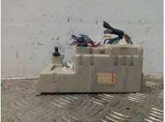 Recambio de caja reles / fusibles para toyota rav 4 (a2) referencia OEM IAM 8198050030   2