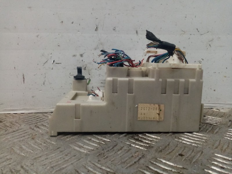 Recambio de caja reles / fusibles para toyota rav 4 (a2) referencia OEM IAM 8198050030  