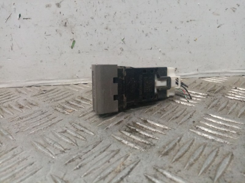 Recambio de interruptor para nissan x-trail (t30) 2.2 16v turbodiesel cat referencia OEM IAM   