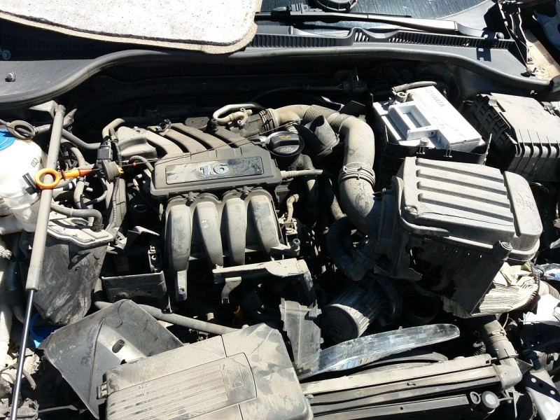 volkswagen golf v berlina (1k1) del año 2003