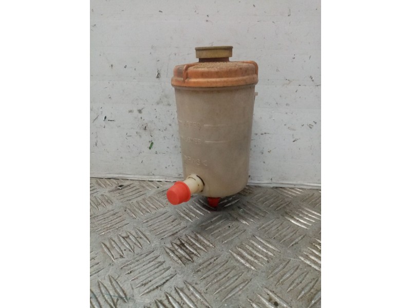 Recambio de deposito servo para suzuki santana 300 2.0 hdi referencia OEM IAM   