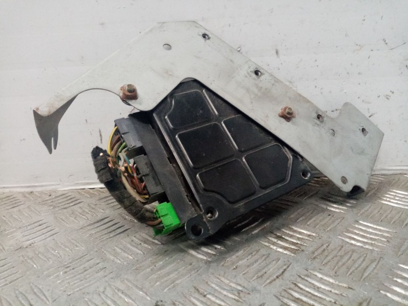 Recambio de centralita abs para suzuki santana 300 2.0 hdi referencia OEM IAM 4460440940 0373805 013883