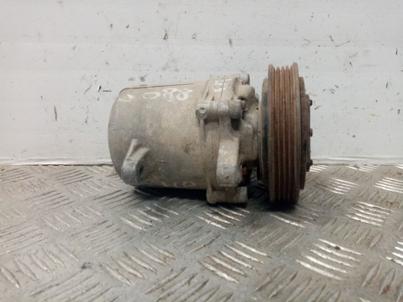 Recambio de compresor aire acondicionado para suzuki santana 300 2.0 hdi referencia OEM IAM W05E305538  