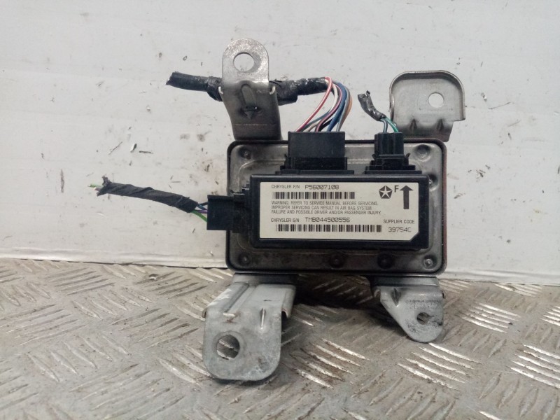 Recambio de modulo electronico para jeep cherokee (xj) 4.0 190cv erh referencia OEM IAM P56007108  