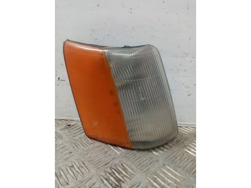 Recambio de piloto delantero derecho para jeep cherokee (xj) 4.0 190cv erh referencia OEM IAM 55155072  