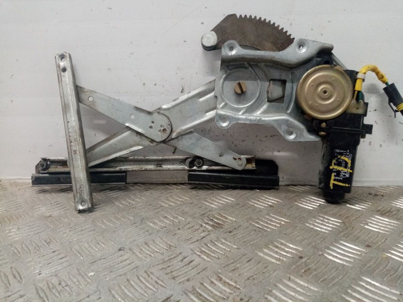 Recambio de elevalunas trasero derecho para jeep cherokee (xj) 4.0 190cv erh referencia OEM IAM 55154620  