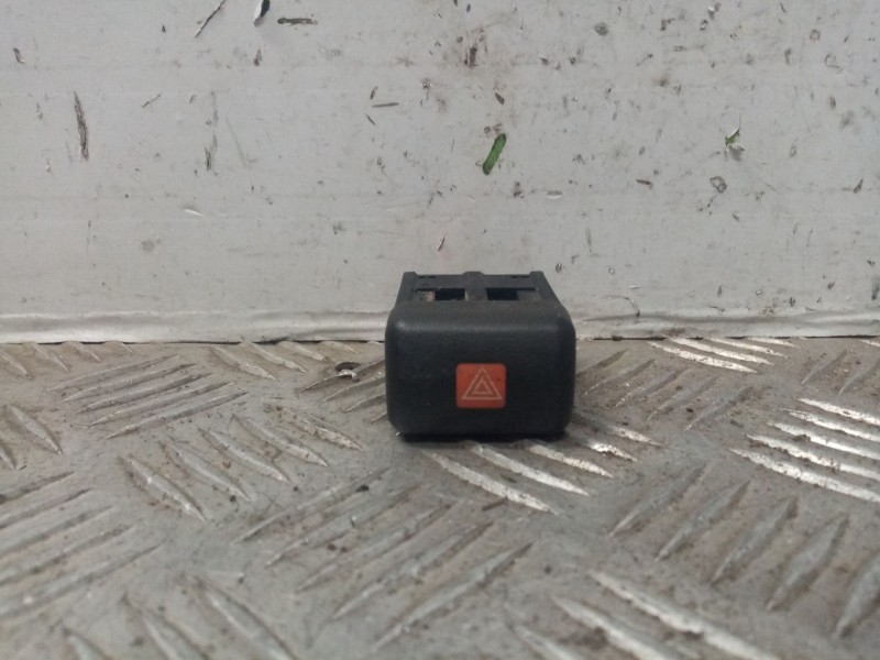 Recambio de warning para opel zafira a elegance referencia OEM IAM 90589897  