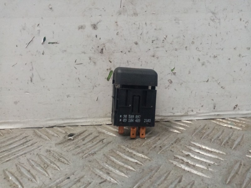 Recambio de warning para opel zafira a elegance referencia OEM IAM 90589897  