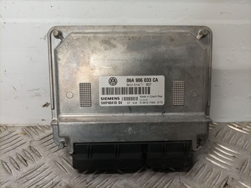 Recambio de centralita motor uce para volkswagen golf v berlina (1k1) referencia OEM IAM 06A906033CA  
