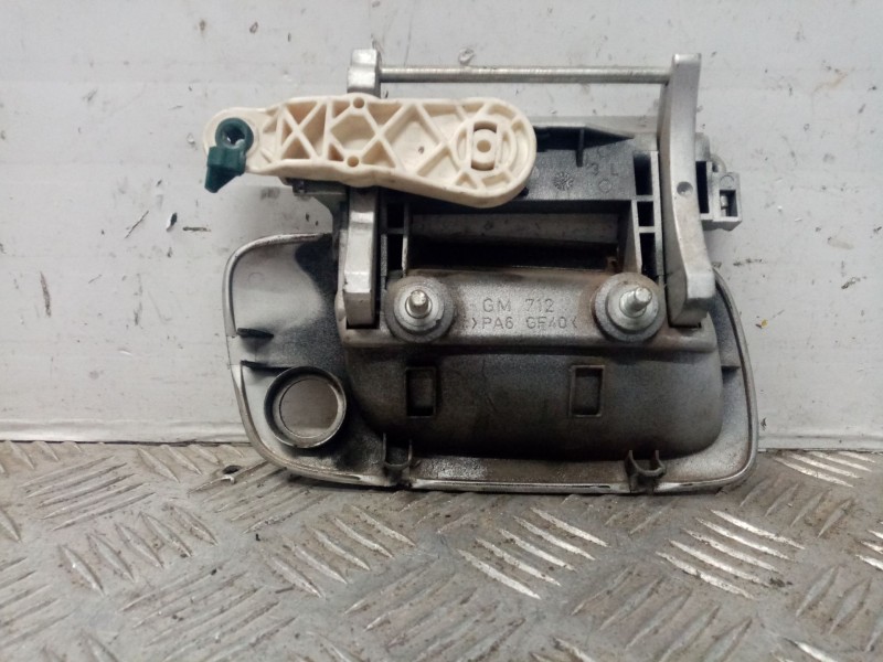 Recambio de maneta exterior delantera izquierda para opel zafira a elegance referencia OEM IAM 24443944  