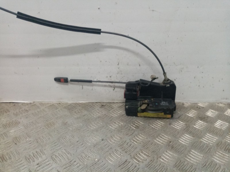 Recambio de cerradura puerta delantera derecha para opel zafira a elegance referencia OEM IAM 24444016  