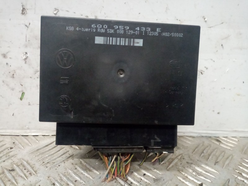 Recambio de centralita cierre para seat ibiza (6l1) cool referencia OEM IAM 6Q0959433E  