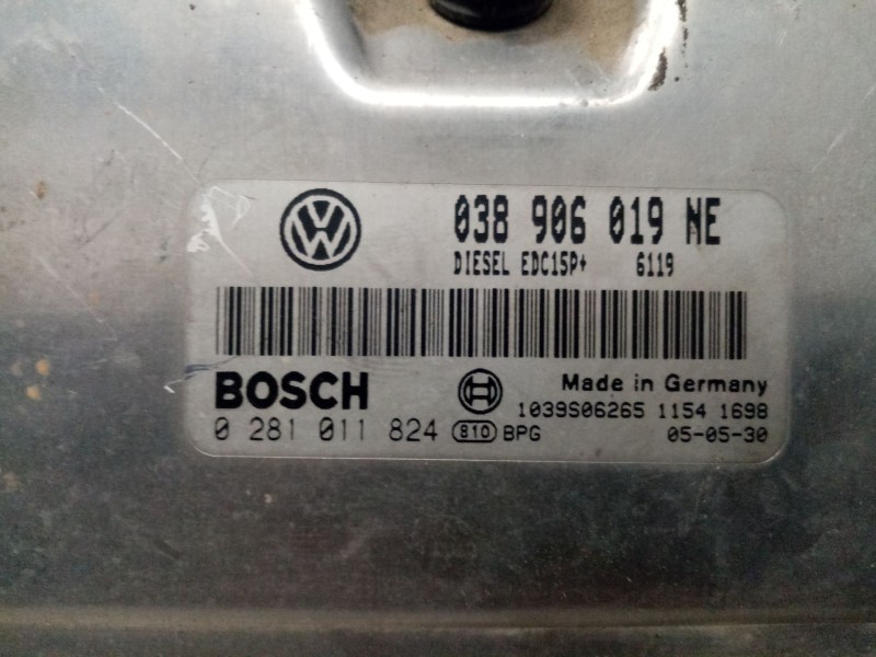 Recambio de centralita motor uce para seat ibiza (6l1) cool referencia OEM IAM 038906019NE 0281011824 