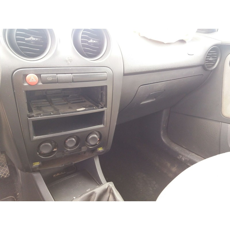 seat ibiza (6k1) del año 1999